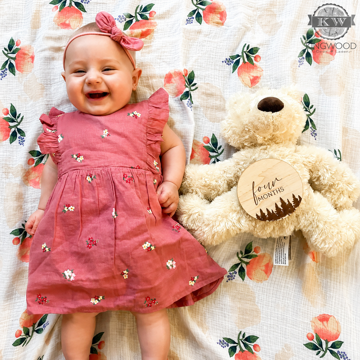 Natural wood grain baby monthly milestones photo markers set mountains