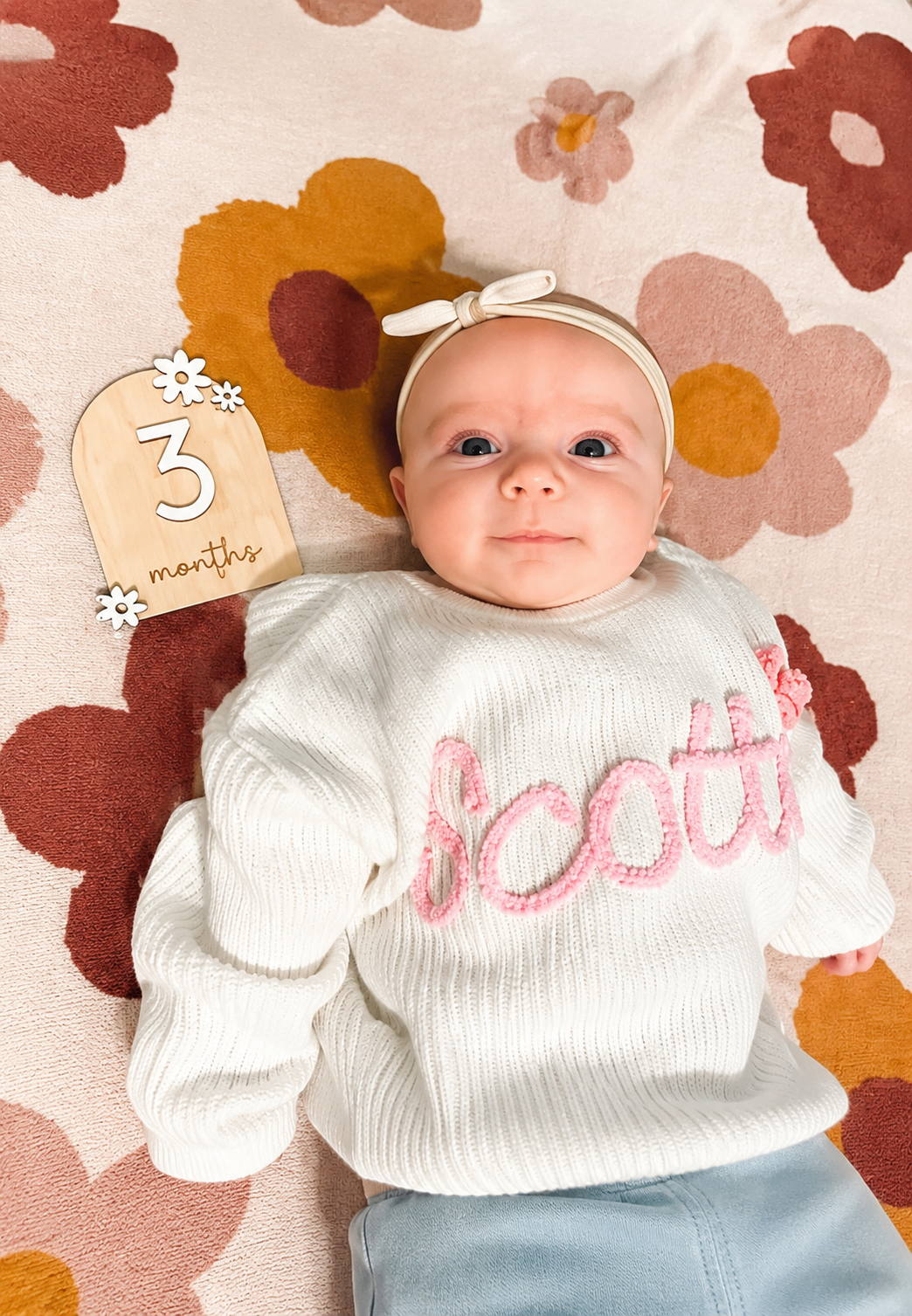 Natural wood grain baby monthly milestones set flowers