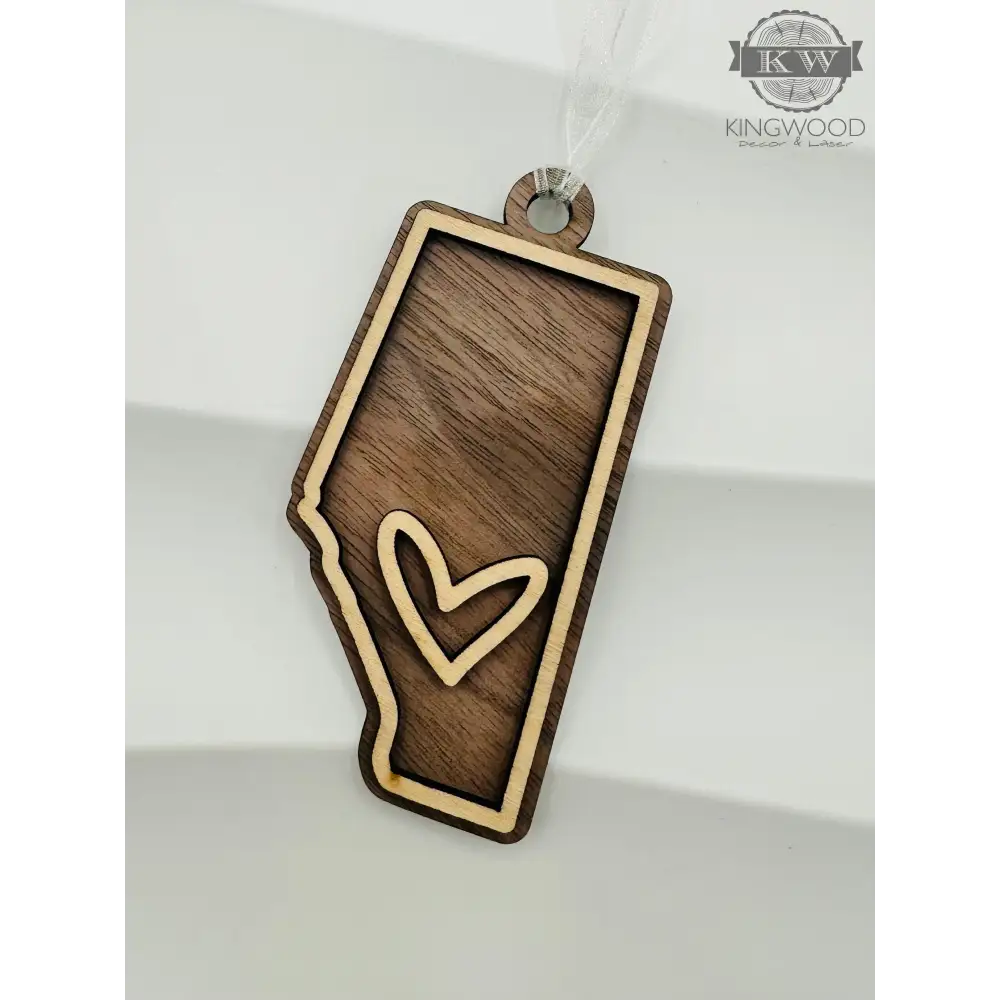Wooden Alberta-shaped provincial Christmas ornament with heart, perfect for provincial Christmas decorations