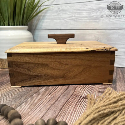 Handcrafted keepsake box with dovetails (one of a kind)